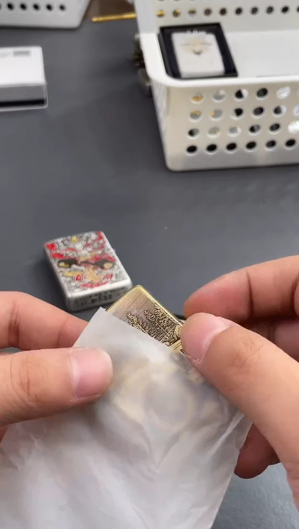 铁用****4zippo打火机 煤油打火机210