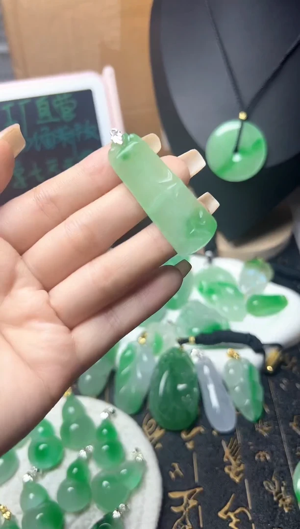颈饰未镶嵌翡翠所见即所得，一图一物
