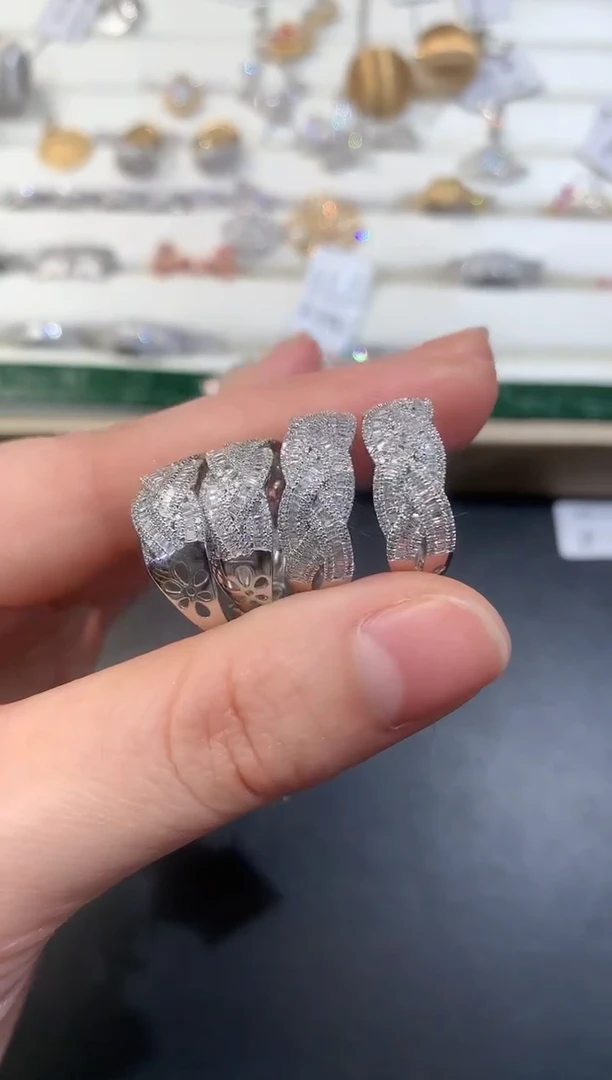 【闪购商品】钻石戒指18K金镶嵌多样性发其一S450|2780