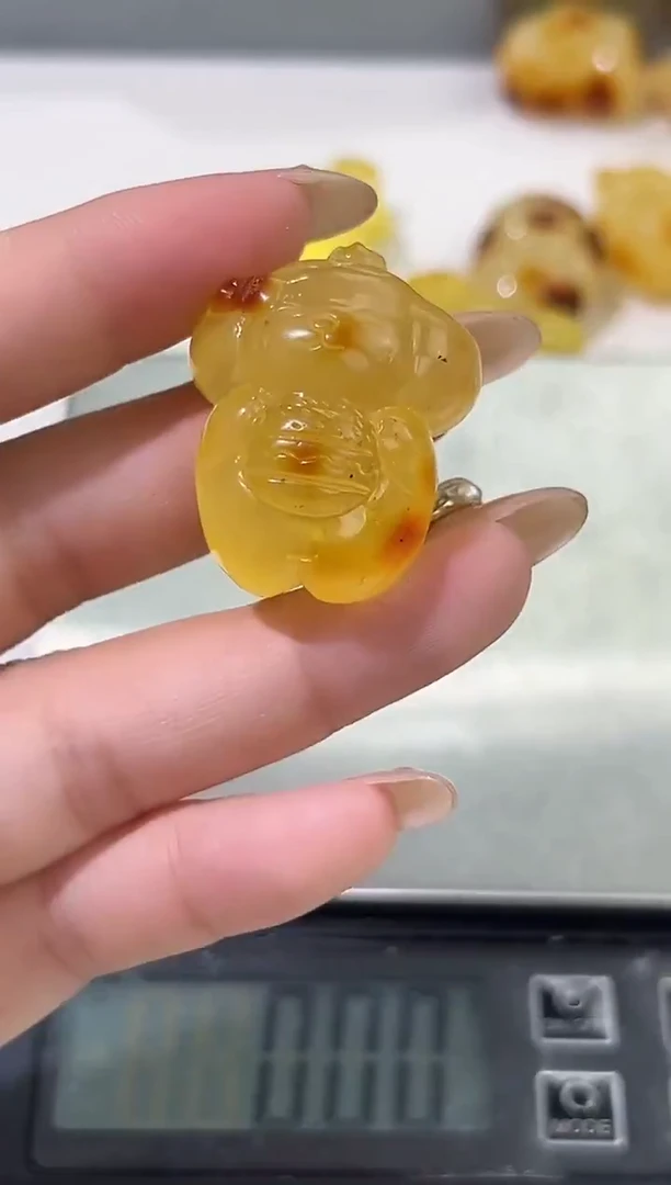 裸石琥珀未镶嵌天然琥珀蜜蜡吊坠