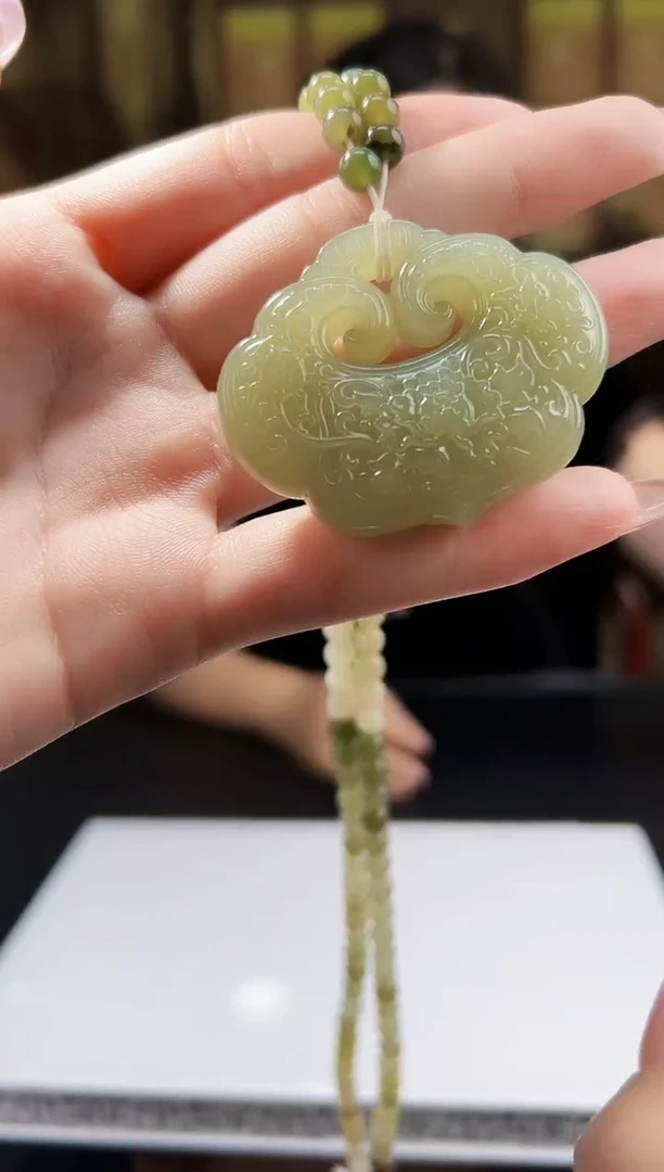 定制和田玉玉守匠心天然和田玉
