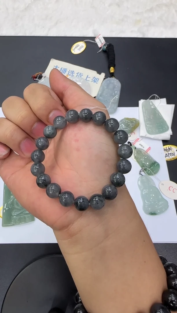 未镶嵌挂件翡翠会****圆多样性天然翡翠A货冰乌鸡一件