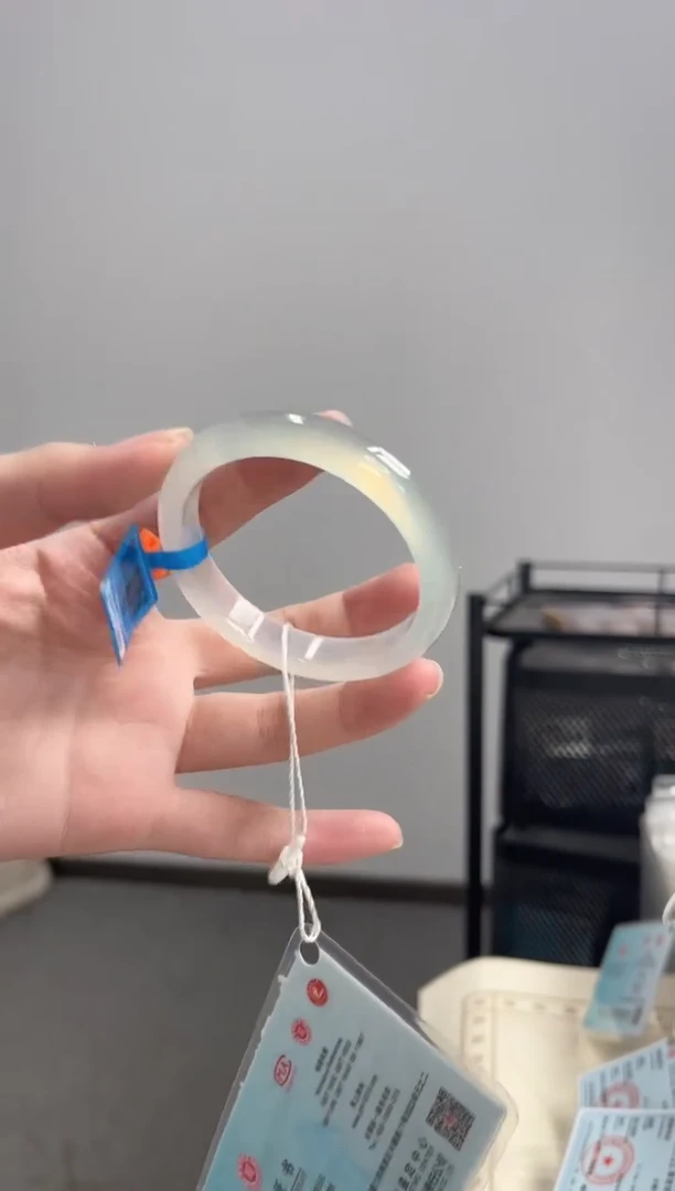 手镯玛瑙/玉髓未镶嵌51-52正圈