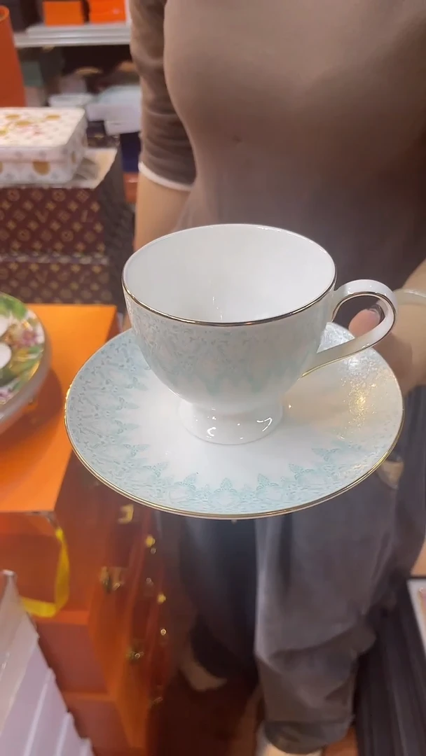 杯鸿辉家品牌瓷器，京东包邮！