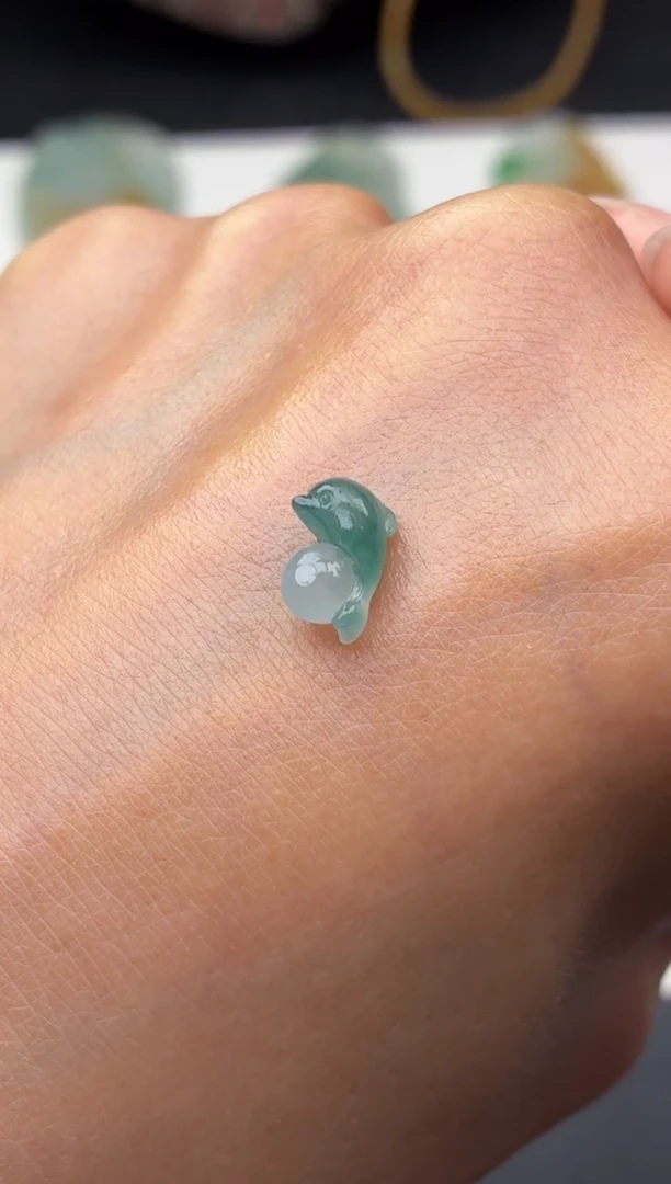 未镶嵌定制翡翠