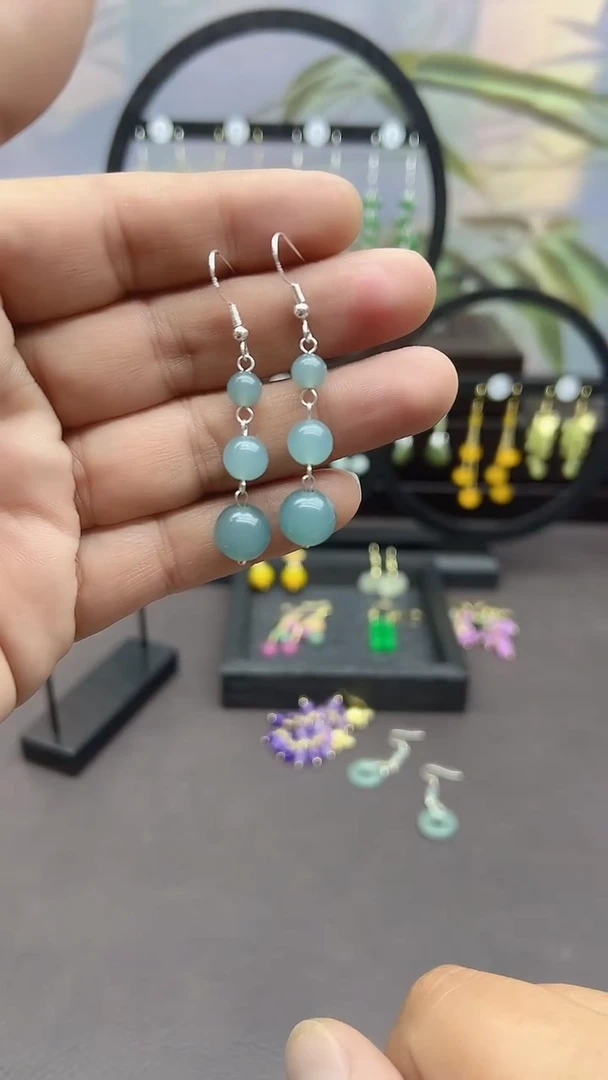 未镶嵌石英质玉（天山翠）耳饰001