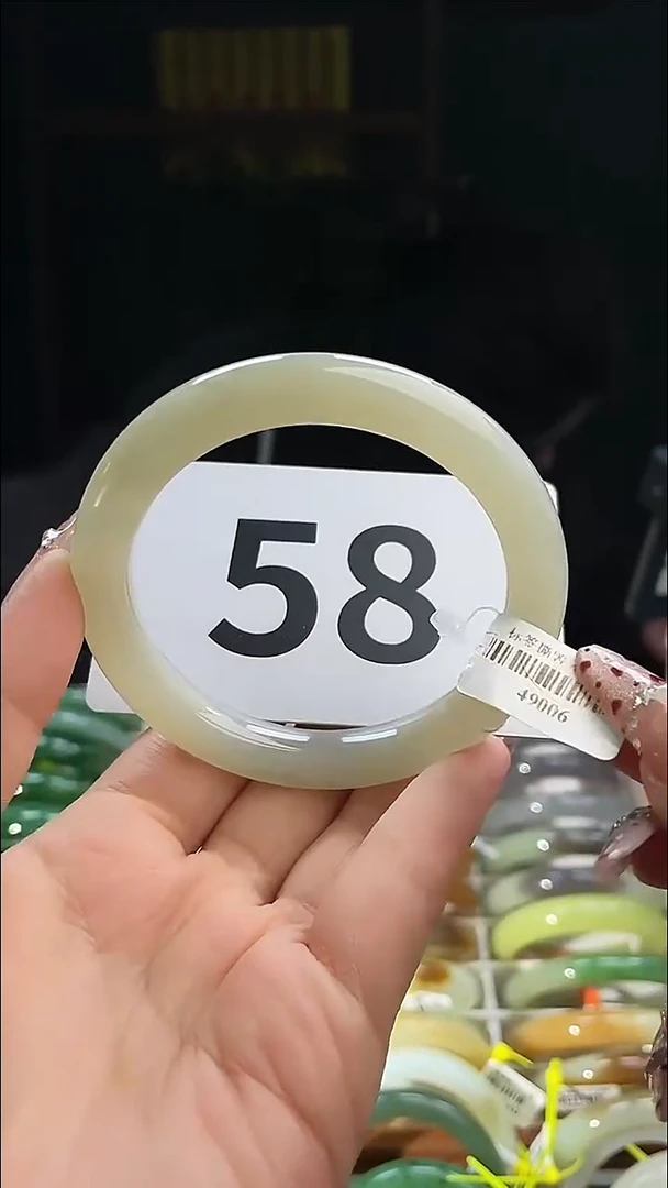 定制和田玉和田玉手镯