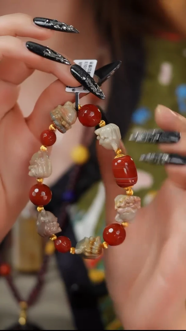 【闪购商品】石英质玉手串未镶嵌E1017 九尾狐狐阵阿拉善