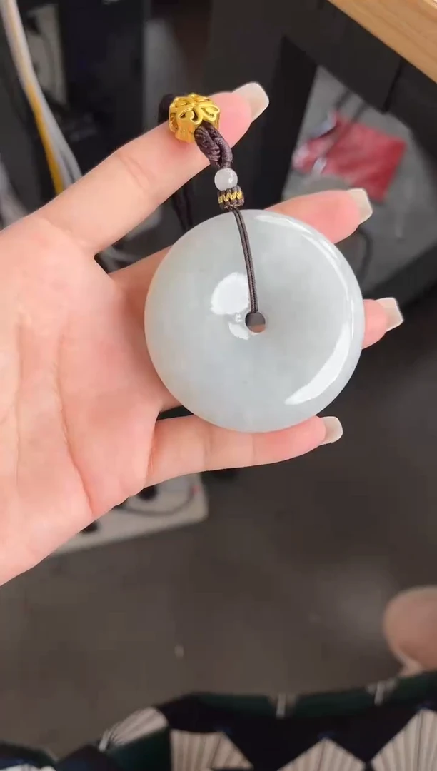 颈饰未镶嵌翡翠吊坠