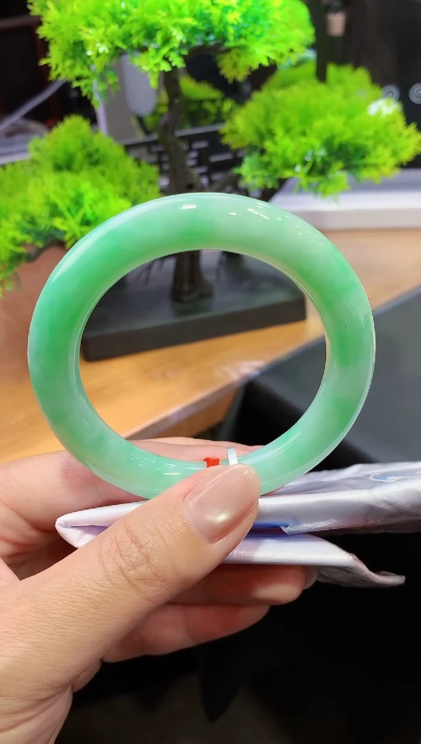 未镶嵌手镯翡翠-k42  天然缅甸A货翡翠56圆条