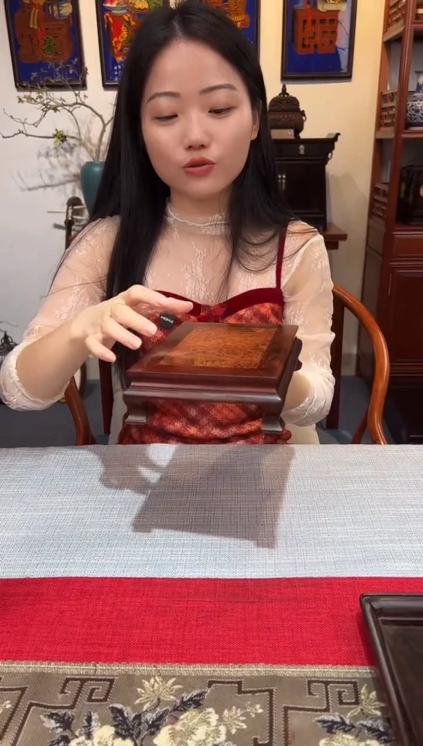 紫檀木类成套家具案上底座   镶嵌樱木瘤