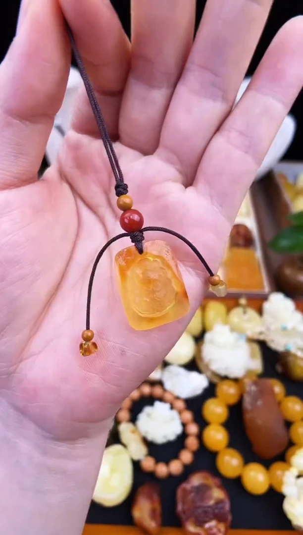 琥珀未镶嵌珠宝奇石柒月