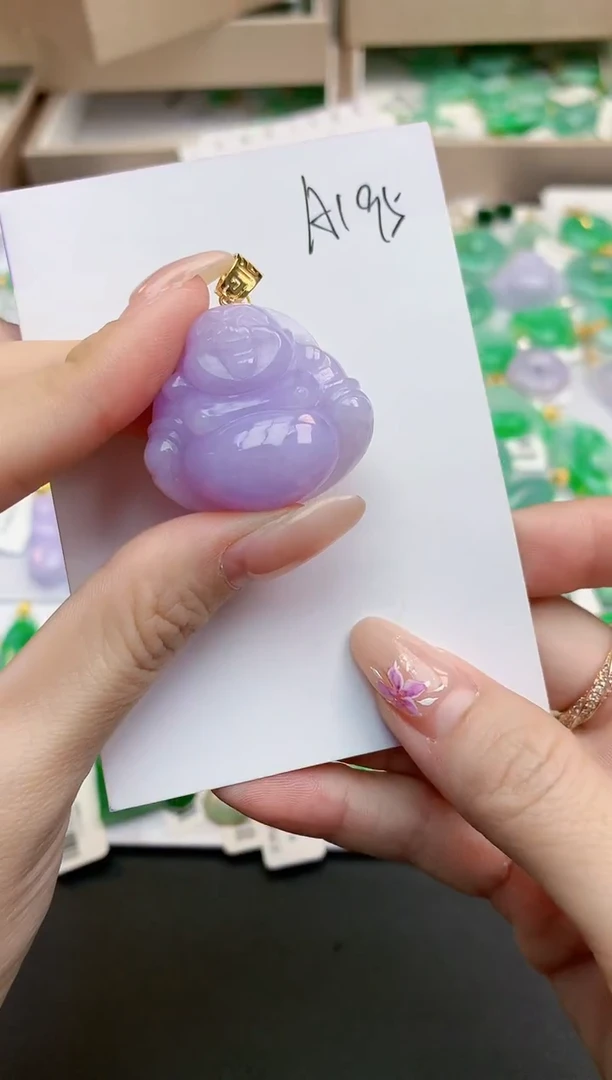 颈饰18K金镶嵌翡翠天然缅甸A货翡翠