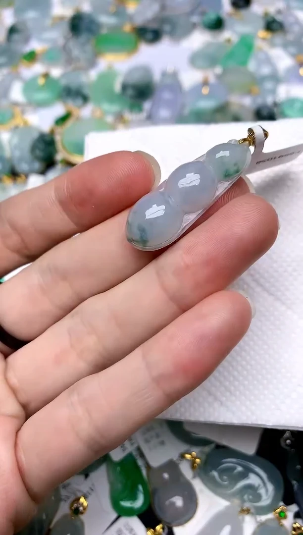 颈饰银S925镶嵌翡翠天然A货翡翠