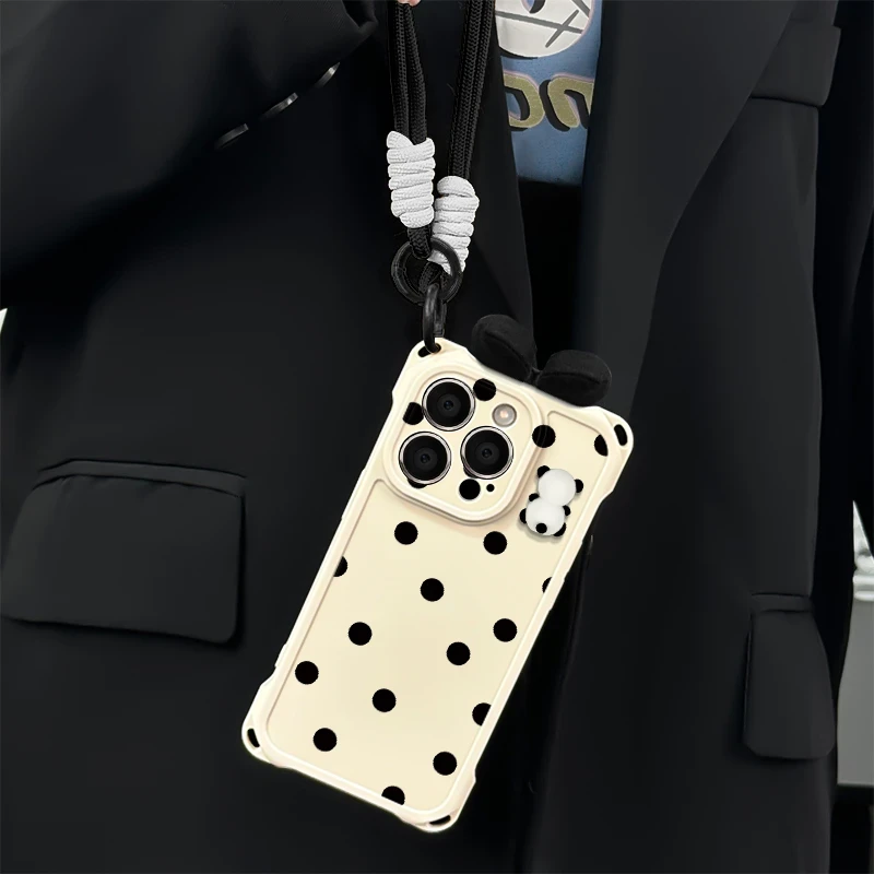 夕与空波点熊猫四角挂绳壳适用苹果16手机壳华为oppo小米15vivo