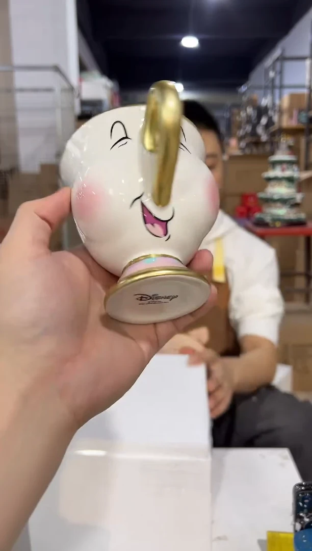 瓷片陶瓷杯微笑阿奇杯