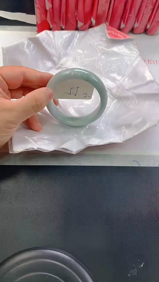 未镶嵌手镯翡翠2