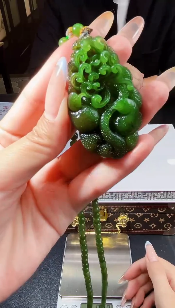 定制和田玉玉润东方天然和田玉