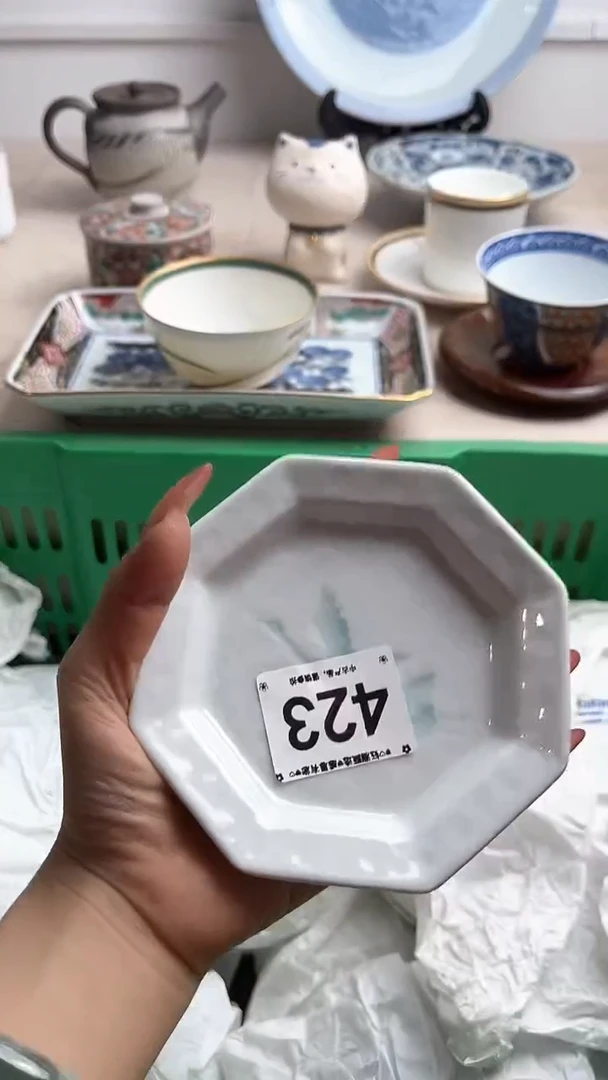 【闪购商品】瓷片423.............
