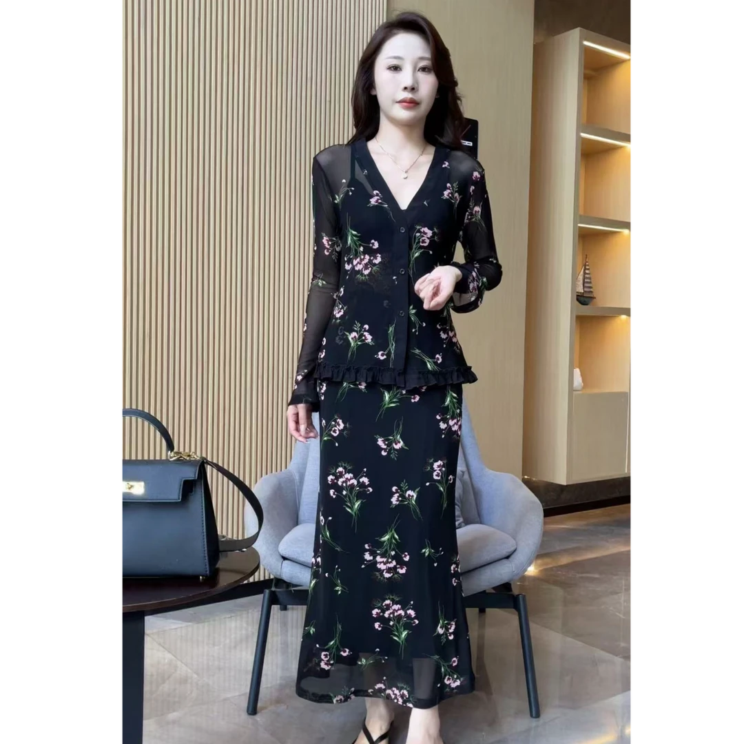 【梦婷家】夏日度假穿搭套装韩系碎花显瘦防晒开衫半身裙子-250211