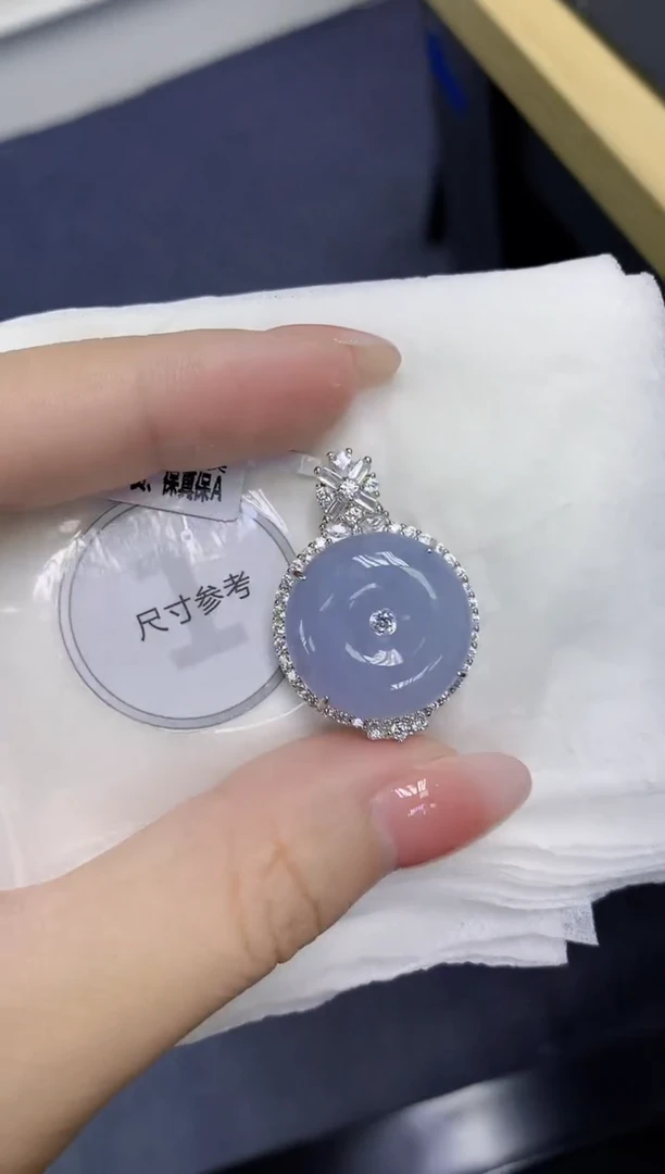 颈饰未镶嵌翡翠天然缅甸翡翠A货多样性发一件