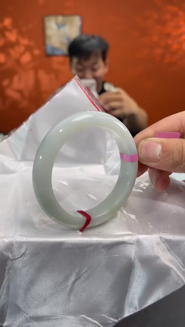 未镶嵌手镯翡翠4