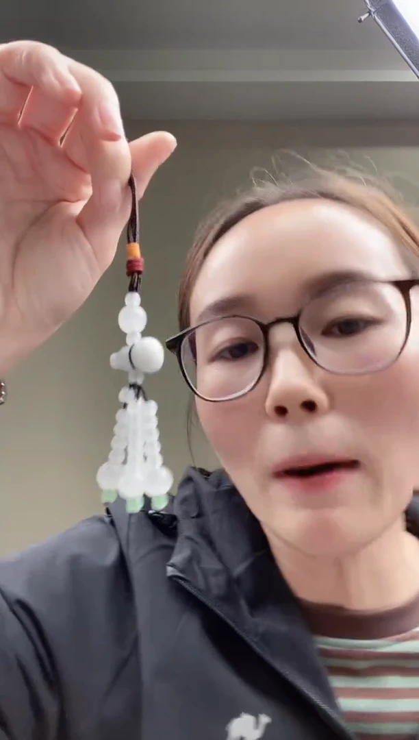 颈饰未镶嵌翡翠2025120969