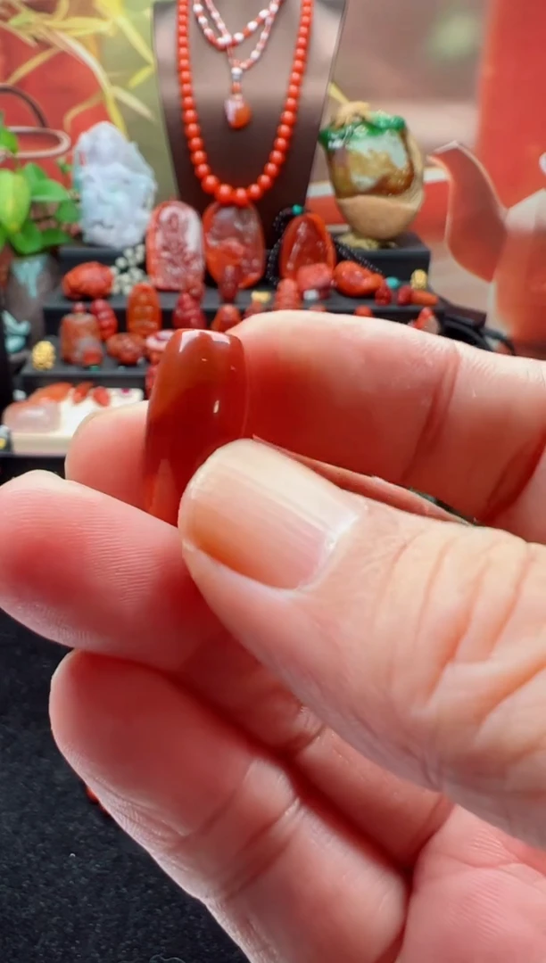 未镶嵌桶珠南红玛瑙大*师桶珠