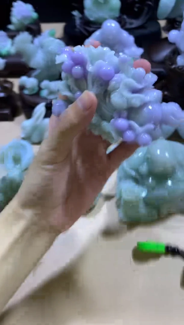 翡翠挂件未镶嵌用****3翡翠摆件