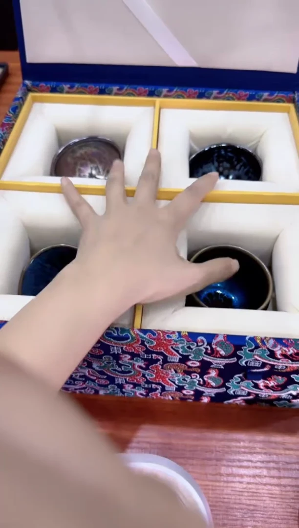 茶盏山***冰36空谷幽兰创始人-吴燕