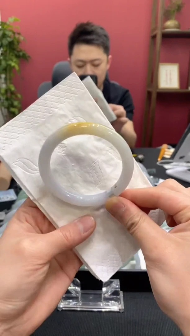 【闪购商品】翡翠手镯未镶嵌00003290