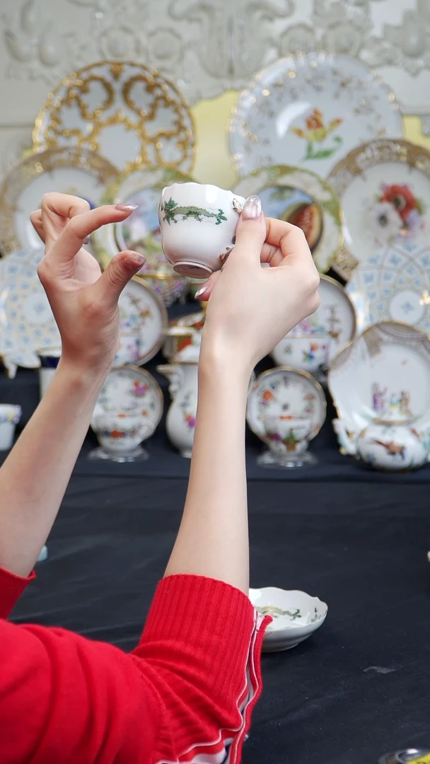 骨瓷婷婷中古器物如图所示18