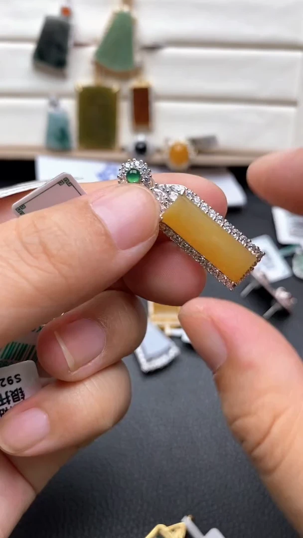 银S925镶嵌戒指翡翠1