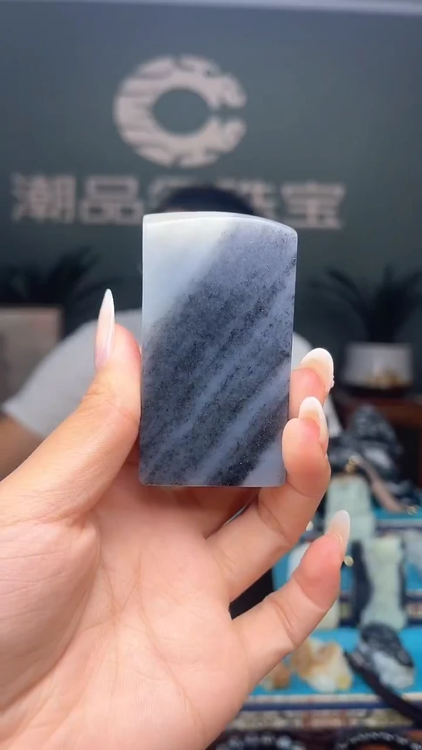 未镶嵌和田玉挂件琴*1