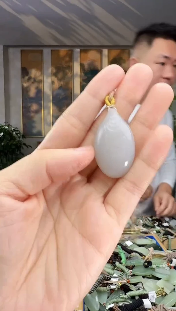 未镶嵌和田玉挂件拍一发一