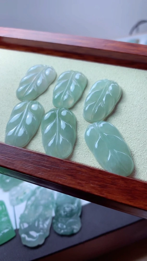 【闪购商品】翡翠颈饰未镶嵌多样性发货 发其一 天然翡翠