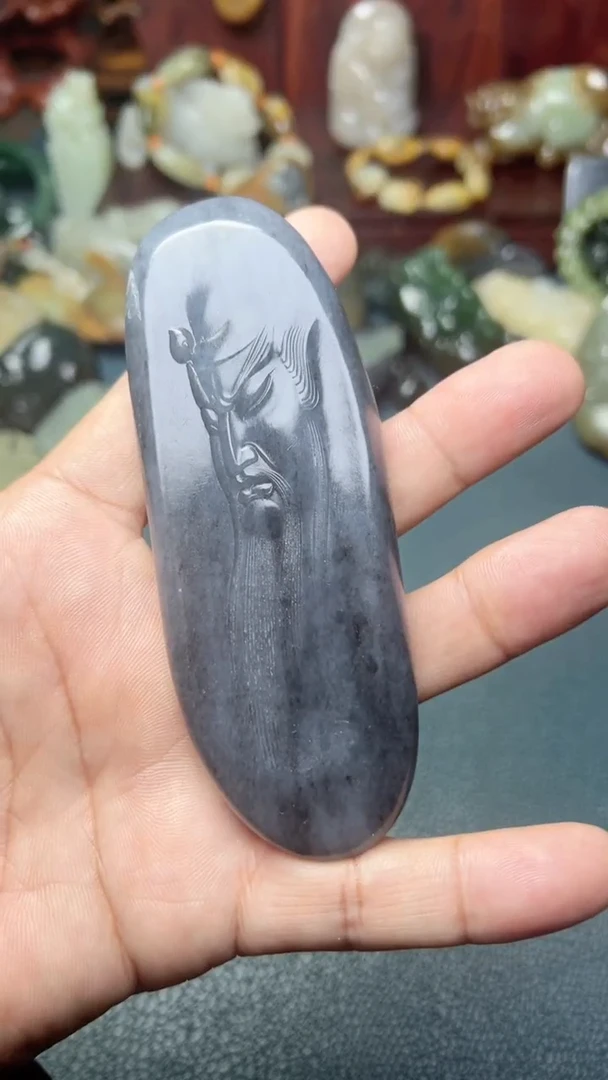 未镶嵌和田玉把件-