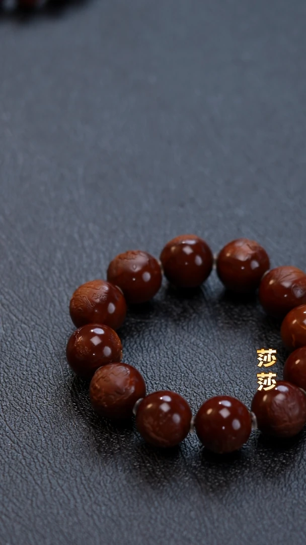 吊坠橄榄核琅**主橄榄核