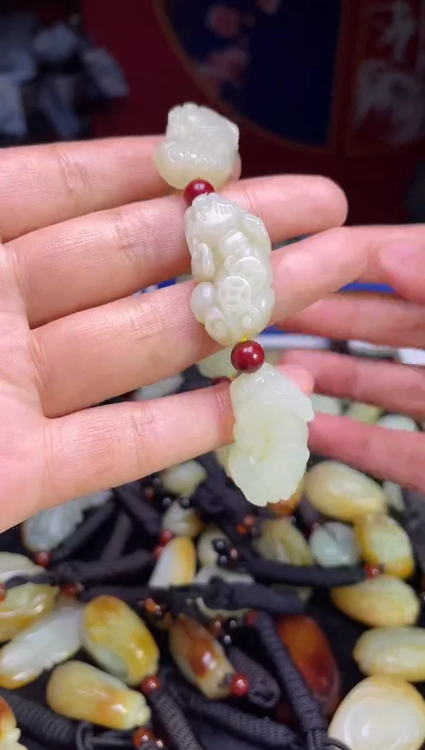 颈饰未镶嵌和田玉123