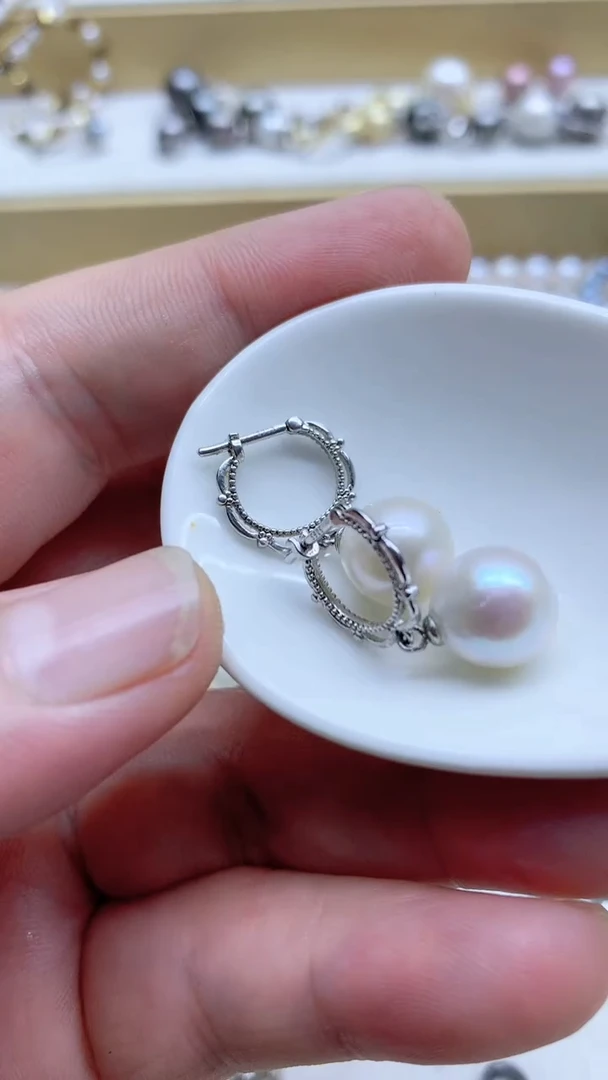 银S925镶嵌耳饰淡水珍珠9-10mm