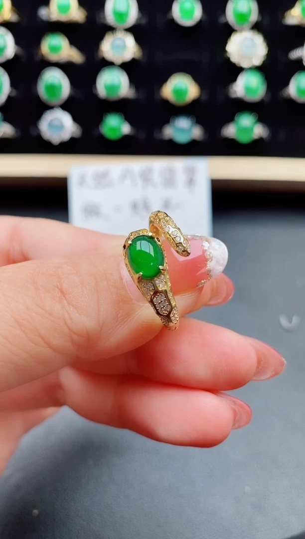 【闪购商品】翡翠戒指银S925镶嵌08000