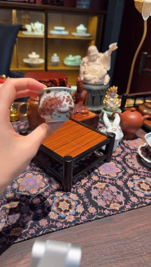 邓*超景秀天呈釉里红炉式鳜鱼杯手绘鳜鱼藻铃铛杯纯手工陶瓷客杯