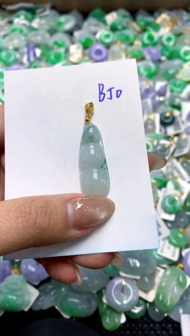 【闪购商品】翡翠颈饰合金1111111111111111