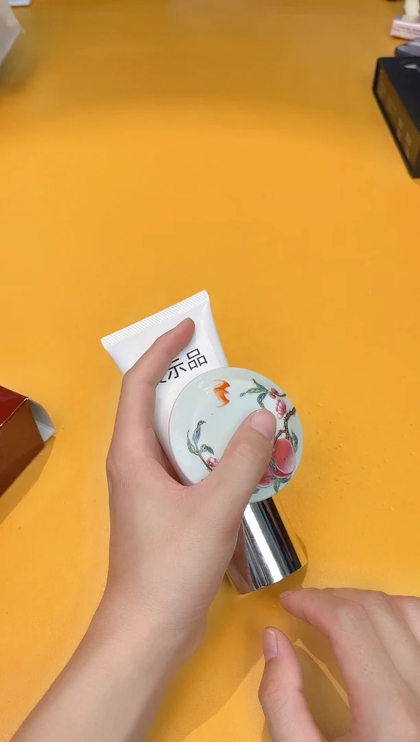 瓷片s洁面