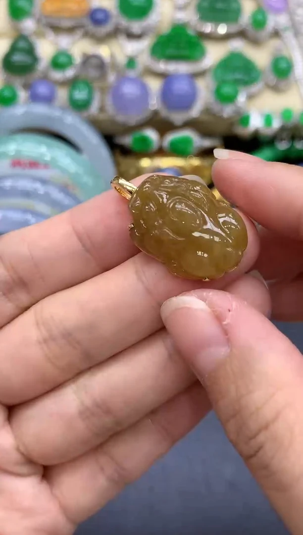 颈饰18K金镶嵌翡翠515-中国好珍宝