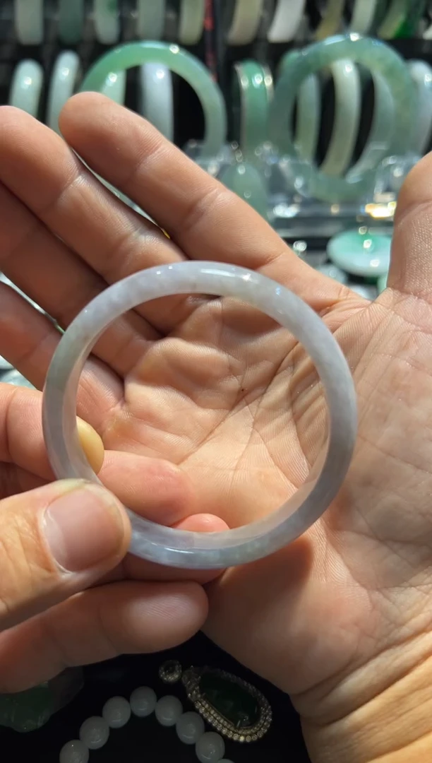 颈饰未镶嵌翡翠翡翠镯子55