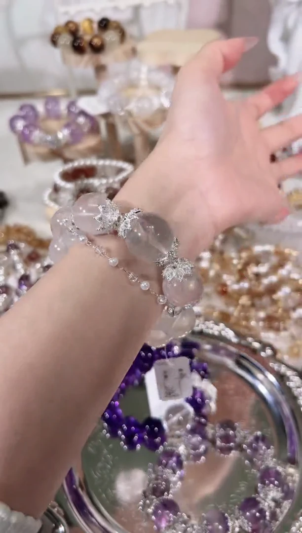 【闪购商品】水晶手链未镶嵌天然水晶默认微瑕 多样性发货发其一