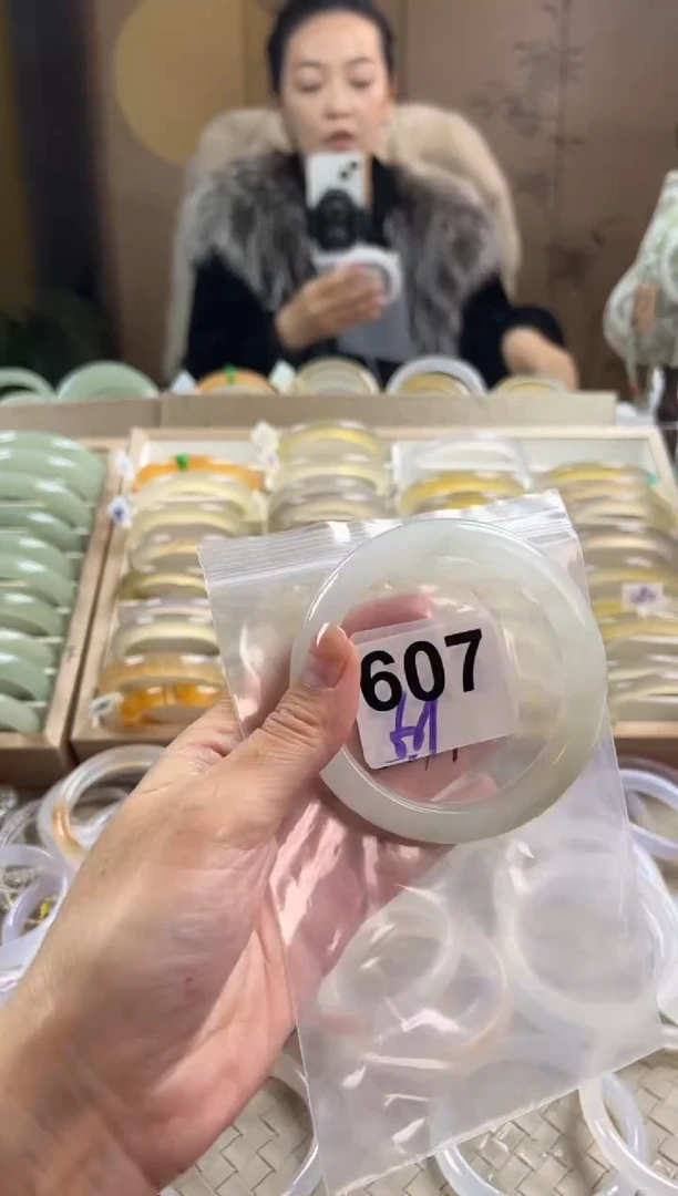 手镯玛瑙/玉髓未镶嵌607天山翠默认微抠