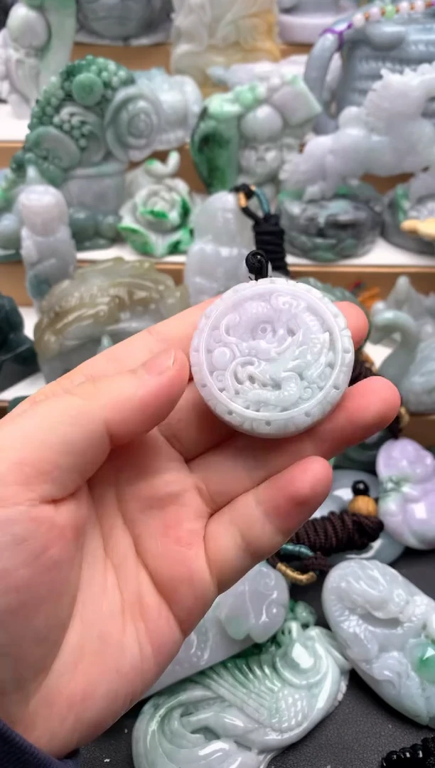 吊坠(不含链)未镶嵌翡翠1