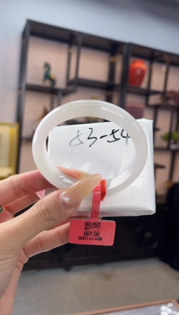 未镶嵌手镯翡翠手镯
